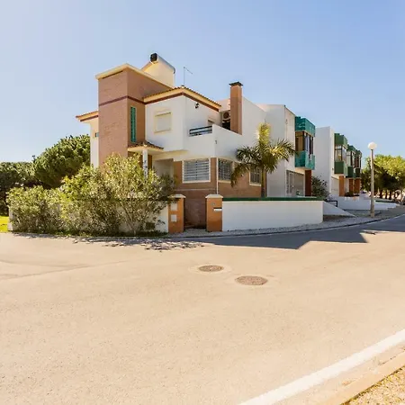 Private Beach With Heated Pool * Vilamoura