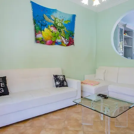 Villa Private Beach With Heated Pool *